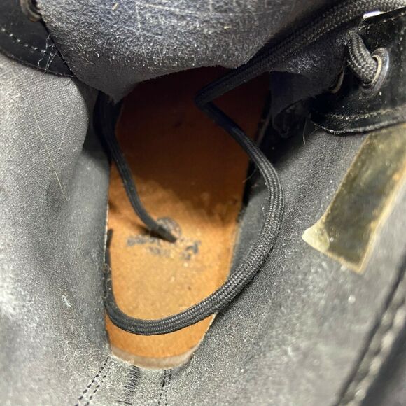 Dr. Martens Women's Black Patent Leather Lace Up Ankle Combat Boots size 7 - Picture 10 of 10